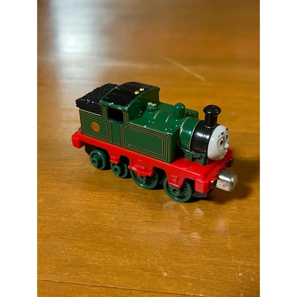 Thomas &‎ Friends Take-n-Play Whiff Die-Cast Metal Magnetic Train Engine 66 F49A